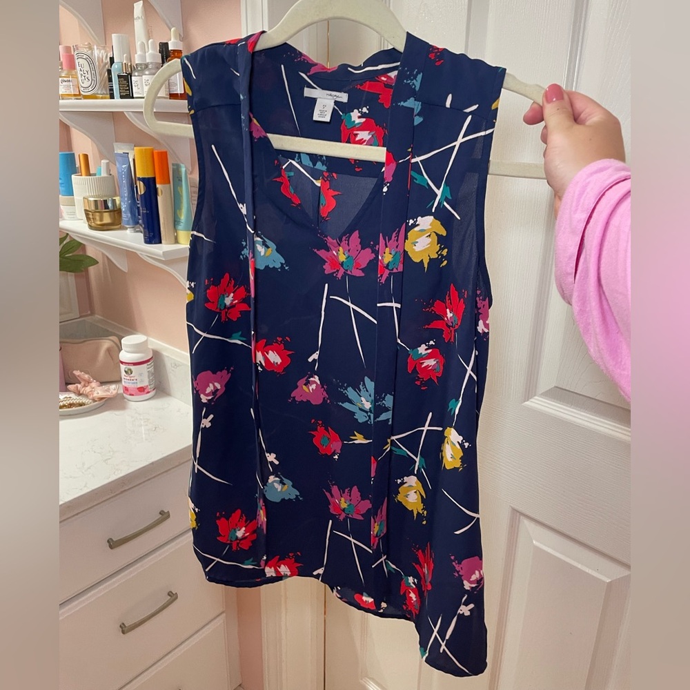 Halogen Navy Floral Tie V-neck Sleeveless Blouse